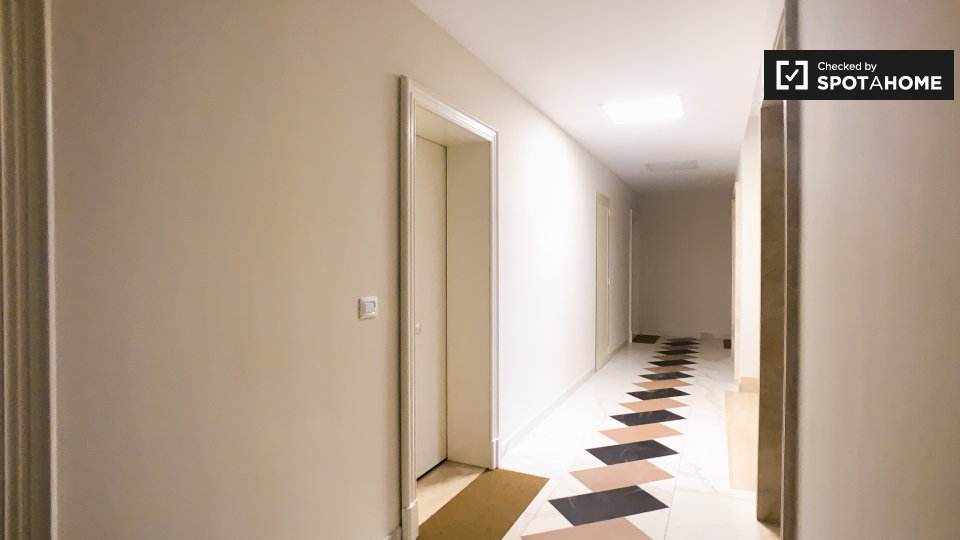 Immagine 19 di Appartamento in affitto  in Via Giuseppe Giacosa, 15, 00137 Roma RM, Italy a Roma