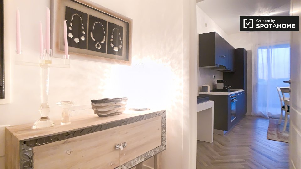 Immagine 13 di Appartamento in affitto  in Via Giuseppe Giacosa, 15, 00137 Roma RM, Italy a Roma