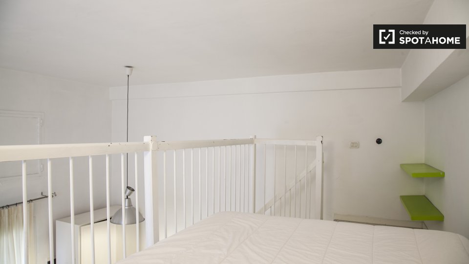 Immagine 5 di Appartamento in affitto  in Via di Vigna Pozzi a Roma