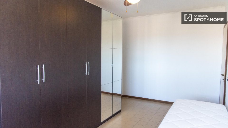 Immagine 8 di Appartamento in affitto  in Viale dei Caduti per la Resistenza a Roma