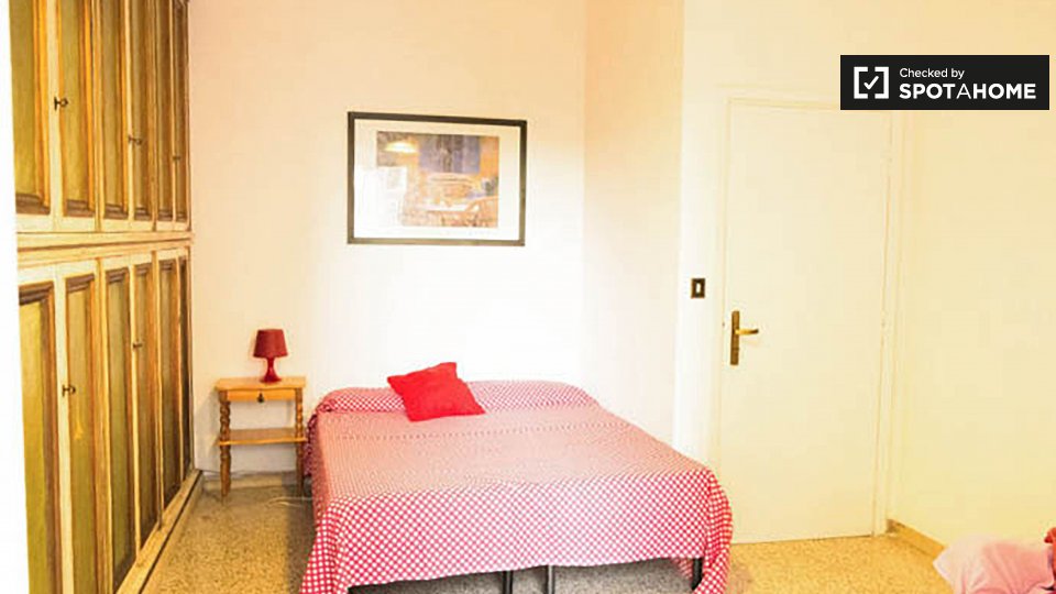 Immagine 7 di Camera condivisa in affitto  in Piazza San Giovanni Bosco a Roma