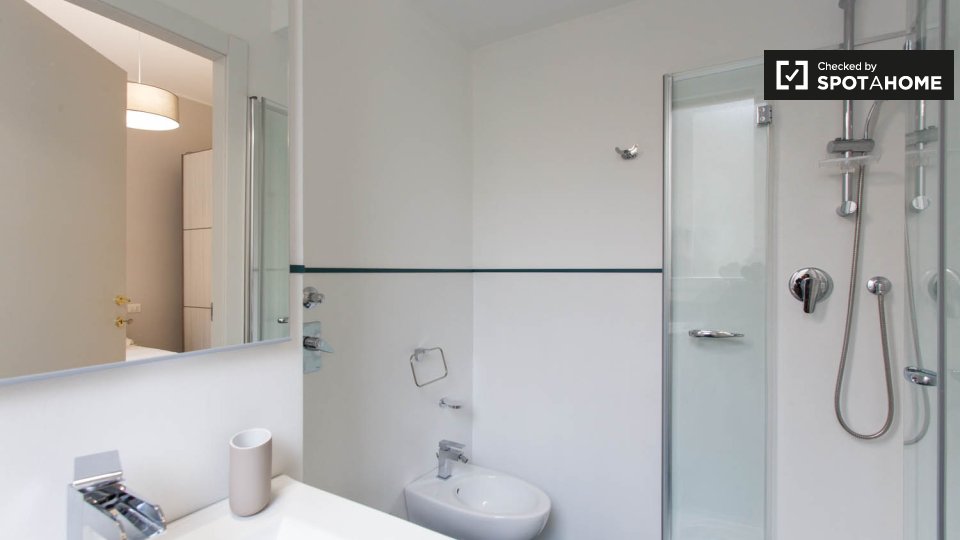 Immagine 11 di Appartamento in affitto  in Via Giuseppe Parini a Milano