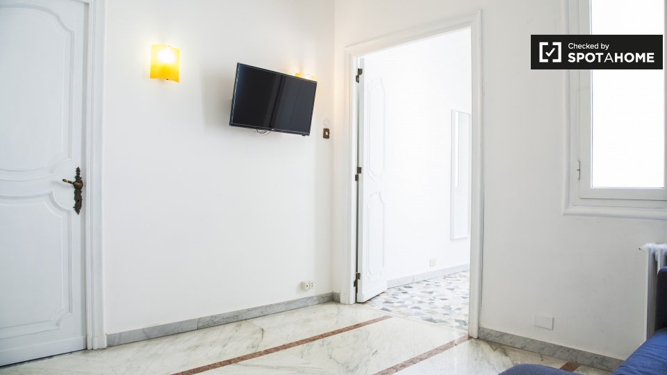 Immagine 12 di Camera condivisa in affitto  in Via Nemorense, 00198 Roma RM, Italy a Roma