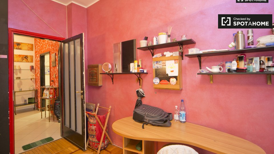 Immagine 16 di Camera condivisa in affitto  in Via Riccardo Sineo a Torino