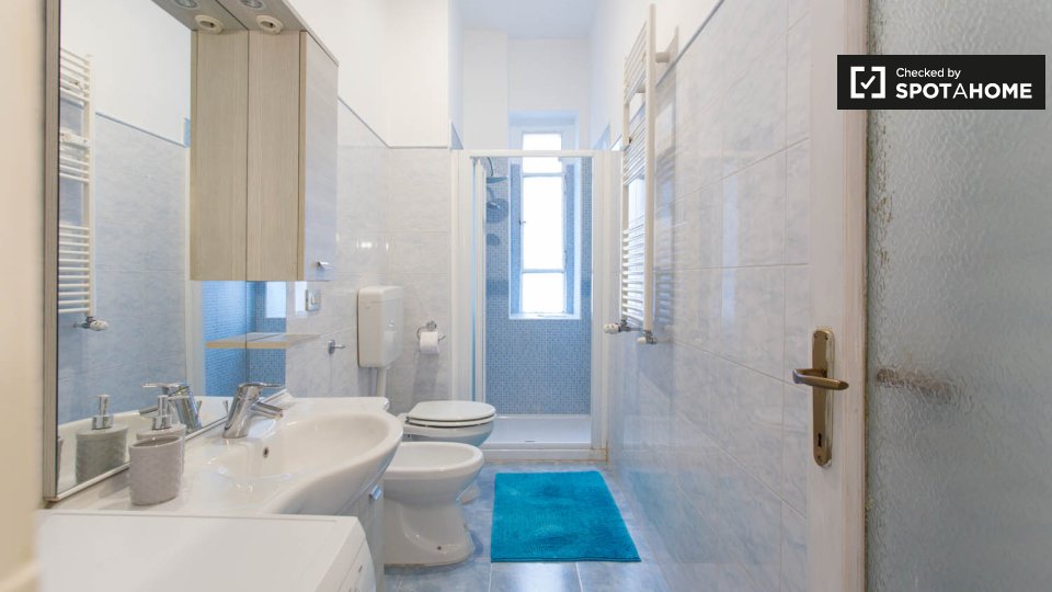 Immagine 11 di Appartamento in affitto  in Via Piero della Francesca a Milano