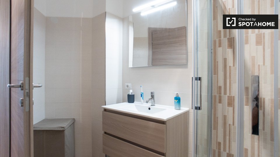 Immagine 7 di Camera condivisa in affitto  in Via Risorgimento, 11, 20093 Cologno Monzese MI, Italy a Cologno Monzese