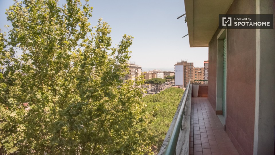 Immagine 13 di Camera condivisa in affitto  in Via Prenestina a Roma