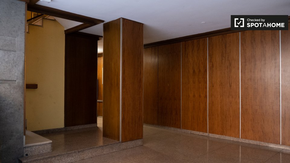 Immagine 19 di Camera condivisa in affitto  in Via Filippo Serafini, 00173 Roma RM, Italy a Roma