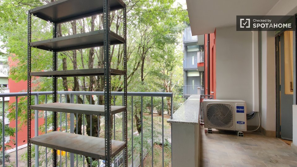 Immagine 9 di Camera condivisa in affitto  in via Barzoni a Milano