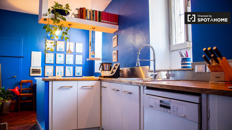 Immagine 13 di Appartamento in affitto  in Via Garibaldi, 89, 00165 Roma RM, Italy a Roma