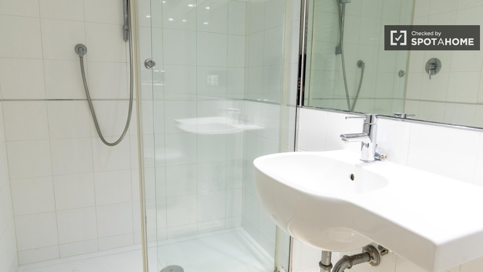 Immagine 10 di Appartamento in affitto  in Via Giacinta Pezzana a Roma