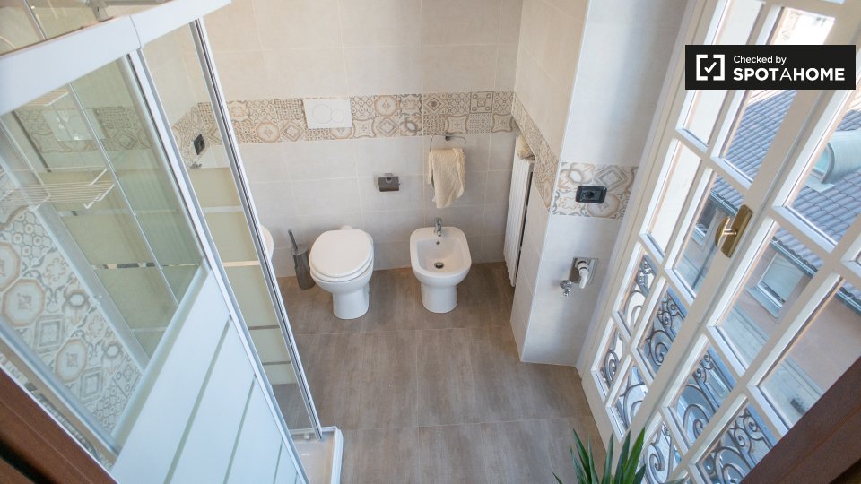 Immagine 9 di Ufficio in affitto  in Via Santa Maria Podone, 20123 Milano MI, Italy a Milano