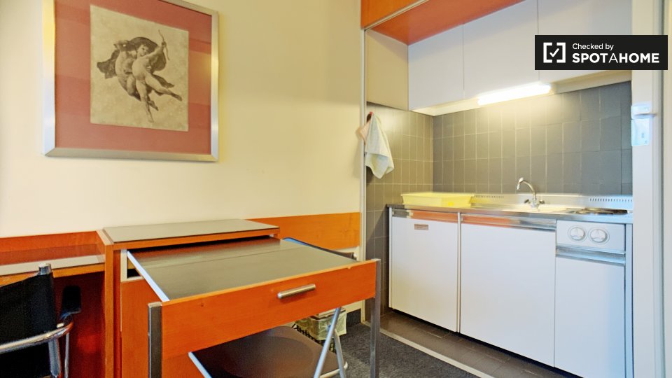 Immagine 3 di Ufficio in affitto  in Via Privata Viserba, 20126 Milano MI, Italy a Milano