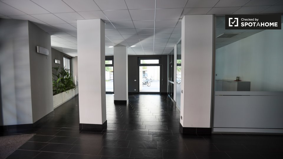 Immagine 15 di Ufficio in affitto  in Via Lodovico Muratori, 20135 Comune di Milano MI, Italy a Milano