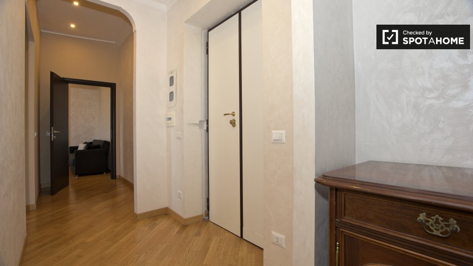 Immagine 13 di Camera condivisa in affitto  in Via Monselice a Roma