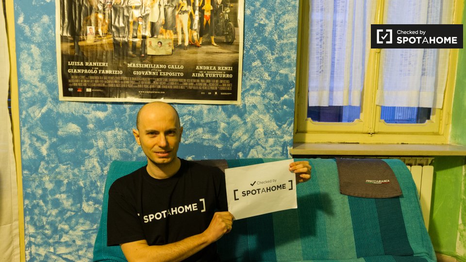 Immagine 6 di Camera condivisa in affitto  in Via Rossana a Torino