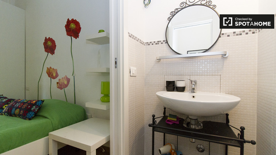 Immagine 7 di Ufficio in affitto  in Via Ravenna a Milano