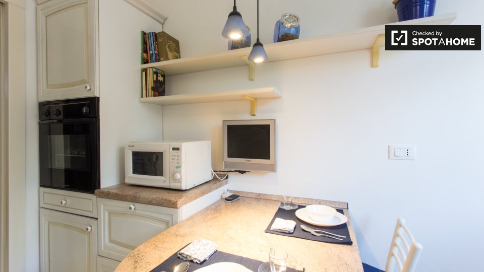 Immagine 10 di Camera condivisa in affitto  in Via Domenico Veneziano a Milano