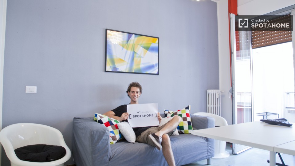 Immagine 13 di Camera condivisa in affitto  in Viale Libia a Roma