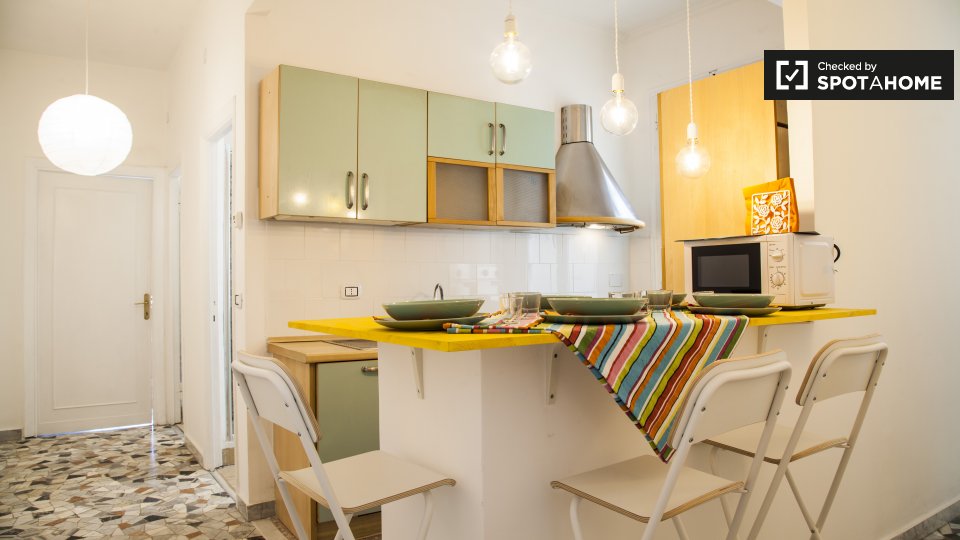 Immagine 6 di Camera condivisa in affitto  in Via Nemorense, 00198 Roma RM, Italy a Roma