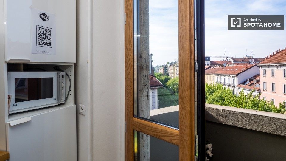 Immagine 10 di Ufficio in affitto  in Via Cuneo a Milano