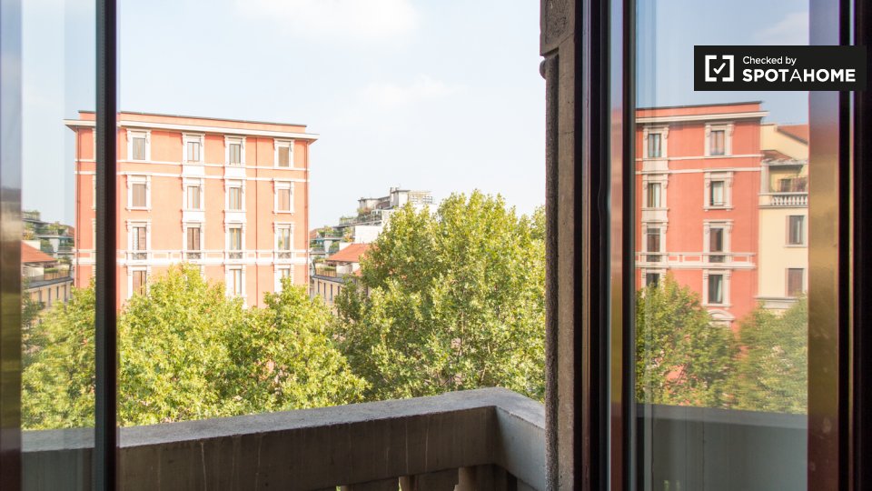 Immagine 6 di Appartamento in affitto  in Viale Abruzzi a Milano