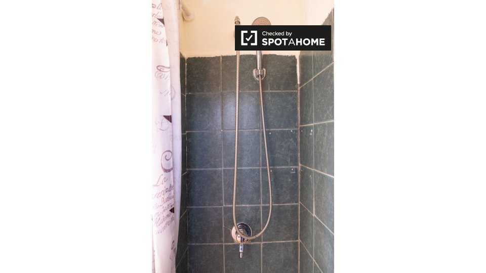 Immagine 16 di Appartamento in affitto  in Via di Porta Medaglia, 148, 00134 Roma RM, Italy a Roma