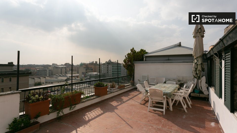 Immagine 13 di Appartamento in affitto  in Via Privata Giancarlo Puecher a Milano