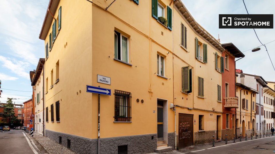 Immagine 14 di Ufficio in affitto  in Via Palestro a Bologna