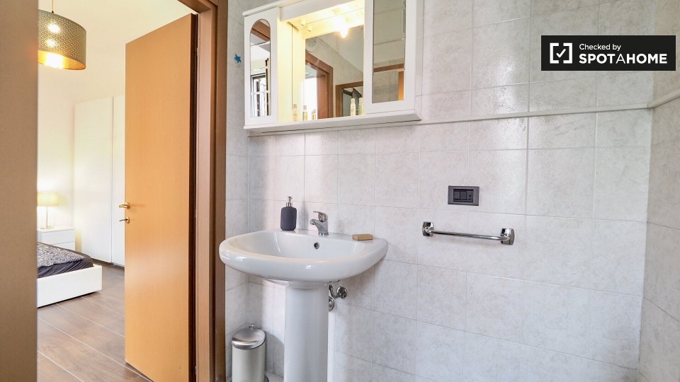 Immagine 16 di Ufficio in affitto  in Via Antonio Mambretti, 20157 Milano MI, Italy a Milano