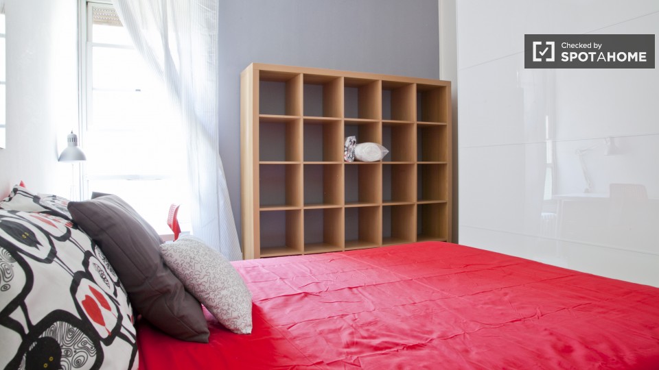 Immagine 3 di Camera condivisa in affitto  in Viale Libia a Roma