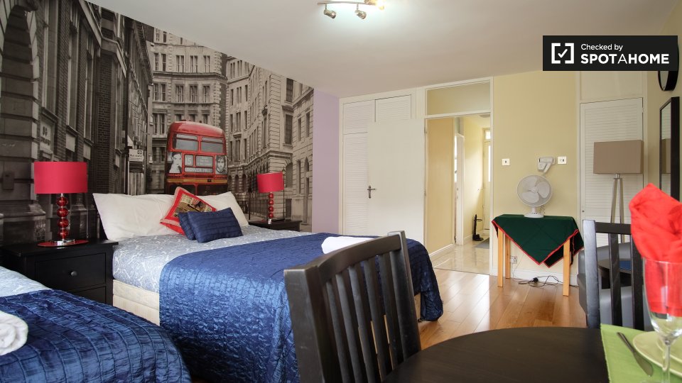 Immagine 4 di Ufficio in affitto  in Flat a 