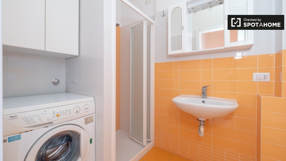 Immagine 11 di Appartamento in affitto  in Via Archimede, 20129 Milano MI, Italy a Milano