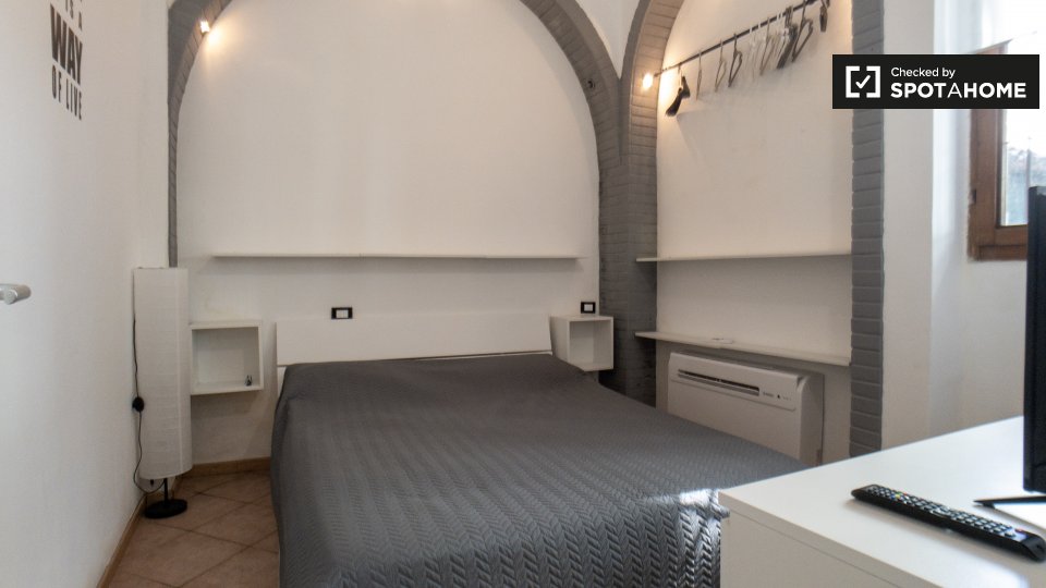 Immagine 17 di Appartamento in affitto  in Via Giuseppe Ripamonti, 20141 Milano MI, Italy a Milano