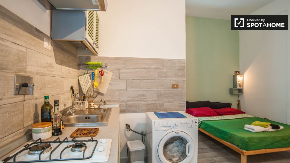 Immagine 6 di Ufficio in affitto  in Via Ettore Giovenale, 00176 Roma RM, Italy a Roma