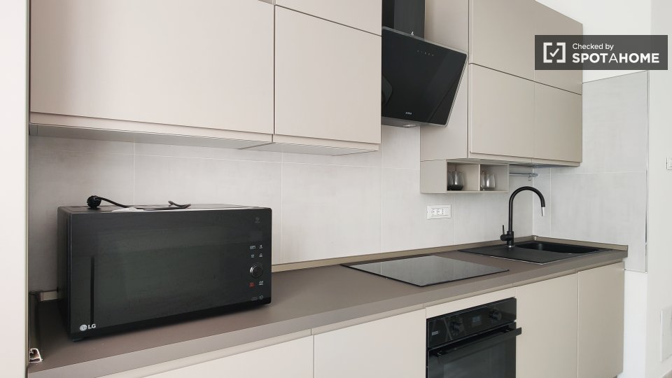 Immagine 10 di Camera condivisa in affitto  in Via Marco Ulpio Traiano a Milano