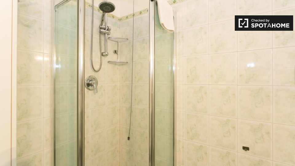 Immagine 17 di Ufficio in affitto  in Corso S. Gottardo a Milano