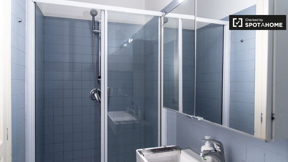 Immagine 9 di Appartamento in affitto  in Via dei Sabelli, 00185 Roma RM, Italy a Roma