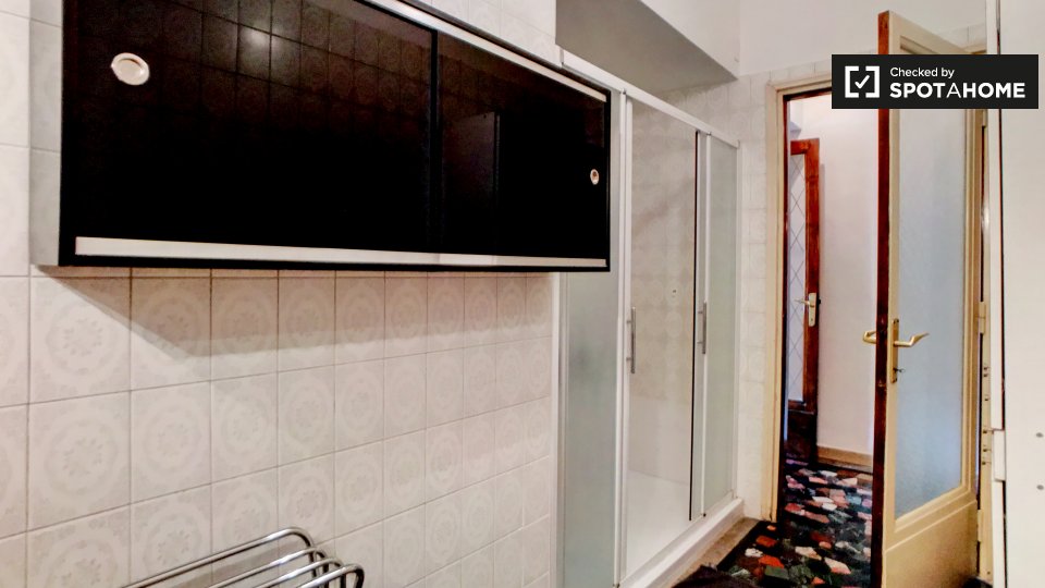 Immagine 13 di Camera condivisa in affitto  in Via Alvise Cadamosto, 20129 Milano MI, Italy a Milano