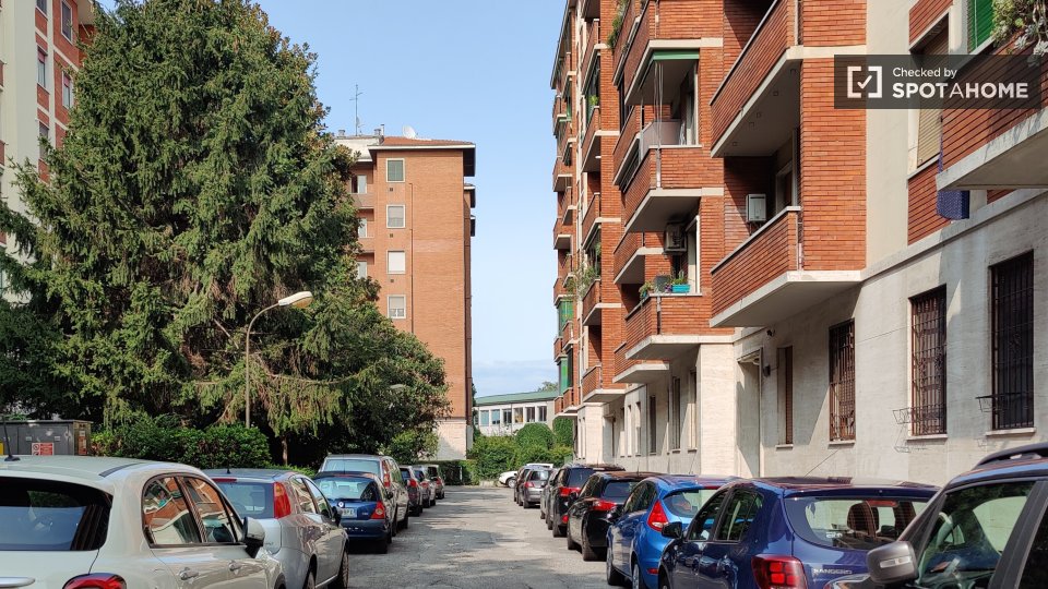 Immagine 16 di Camera condivisa in affitto  in Via Fratelli Rosselli a Milano