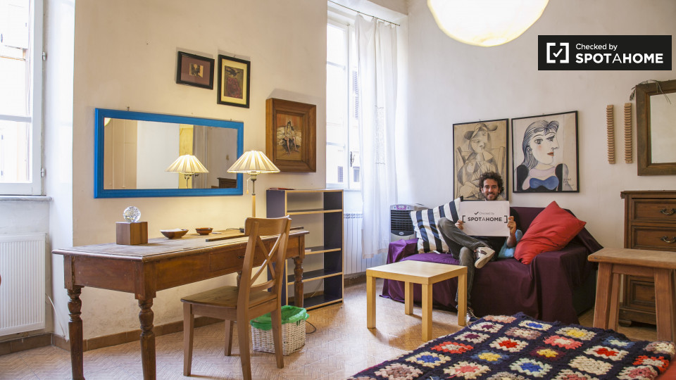 Immagine 7 di Ufficio in affitto  in Via del Boschetto a Roma