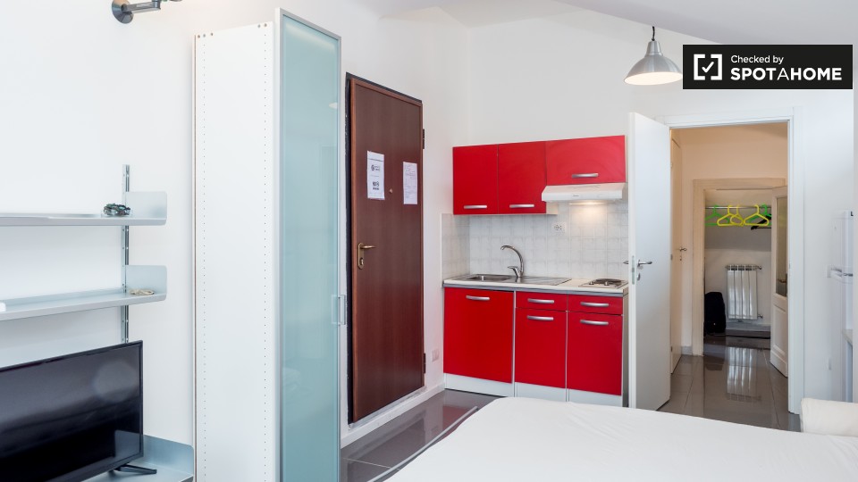 Immagine 4 di Ufficio in affitto  in Via della Chiesa Rossa a Milano