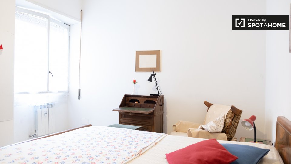 Immagine 4 di Camera condivisa in affitto  in Via Gabriello Chiabrera a Roma