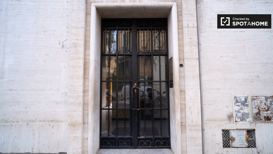 Immagine 18 di Camera condivisa in affitto  in Via Antonio Gallonio, 00161 Roma RM, Italy a Roma