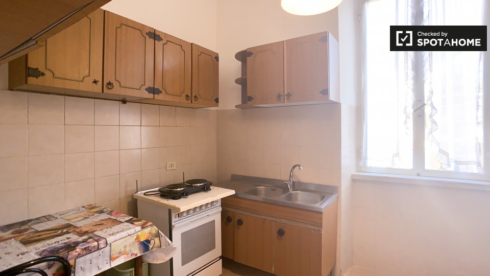 Immagine 6 di Appartamento in affitto  in Via dei Gonzaga, 00163 Roma RM, Italy a Roma