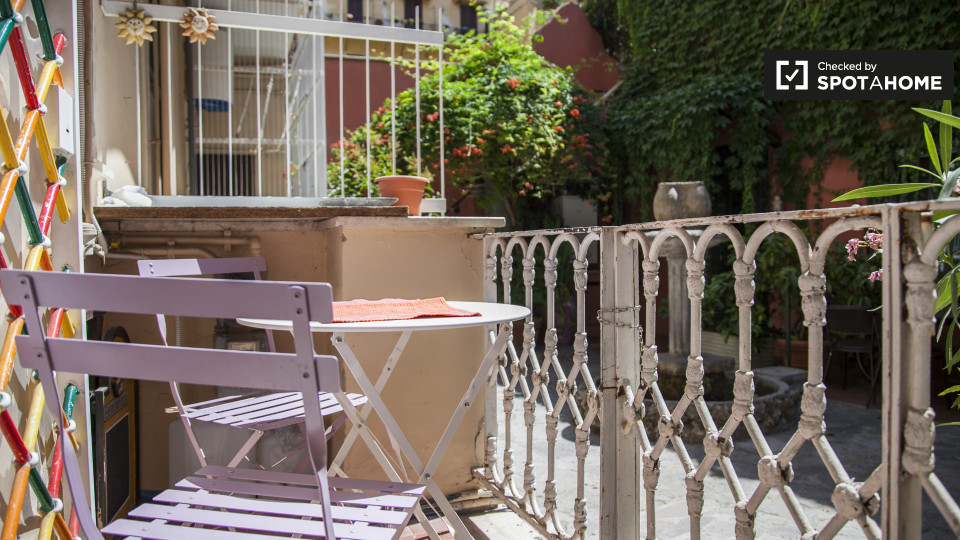 Immagine 8 di Ufficio in affitto  in Via della Polveriera a Roma