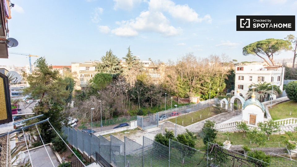 Immagine 14 di Ufficio in affitto  in Via del Lago Terrione a Roma