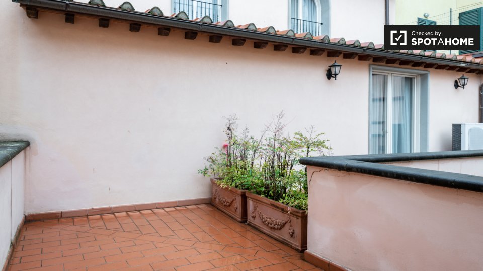 Immagine 9 di Appartamento in affitto  in Via Ghibellina a Firenze