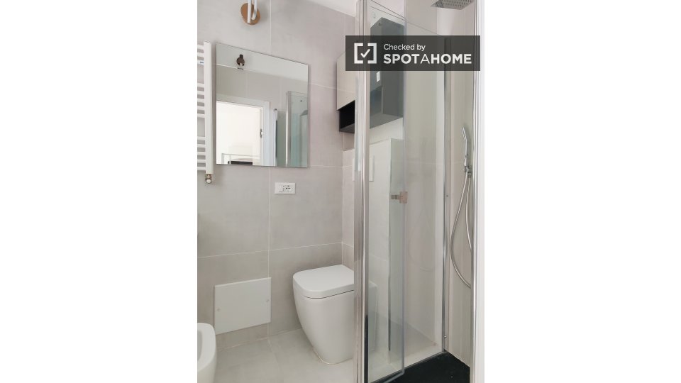 Immagine 12 di Camera condivisa in affitto  in Via Marco Ulpio Traiano a Milano