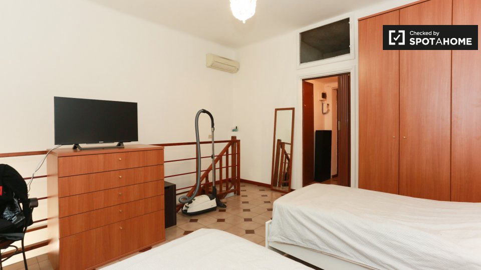 Immagine 1 di Camera condivisa in affitto  in Via Salvator Rosa a Milano